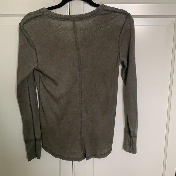 Arie long sleeve - Picture 2 of 2